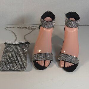 Ladies size 7M sandals & Purse